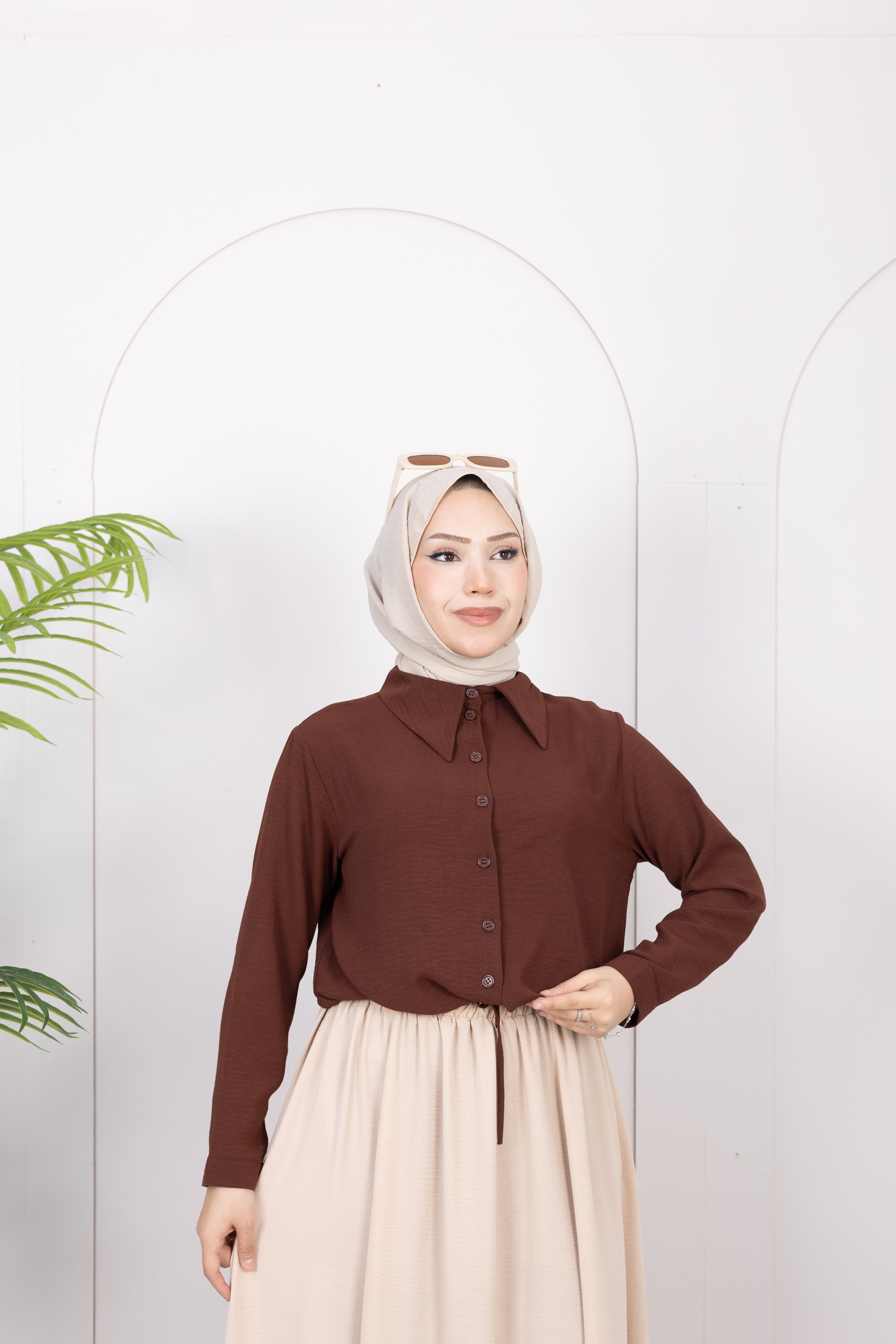 Zerafet Serisi Hakim Yaka Gömlek & Etek Kombin