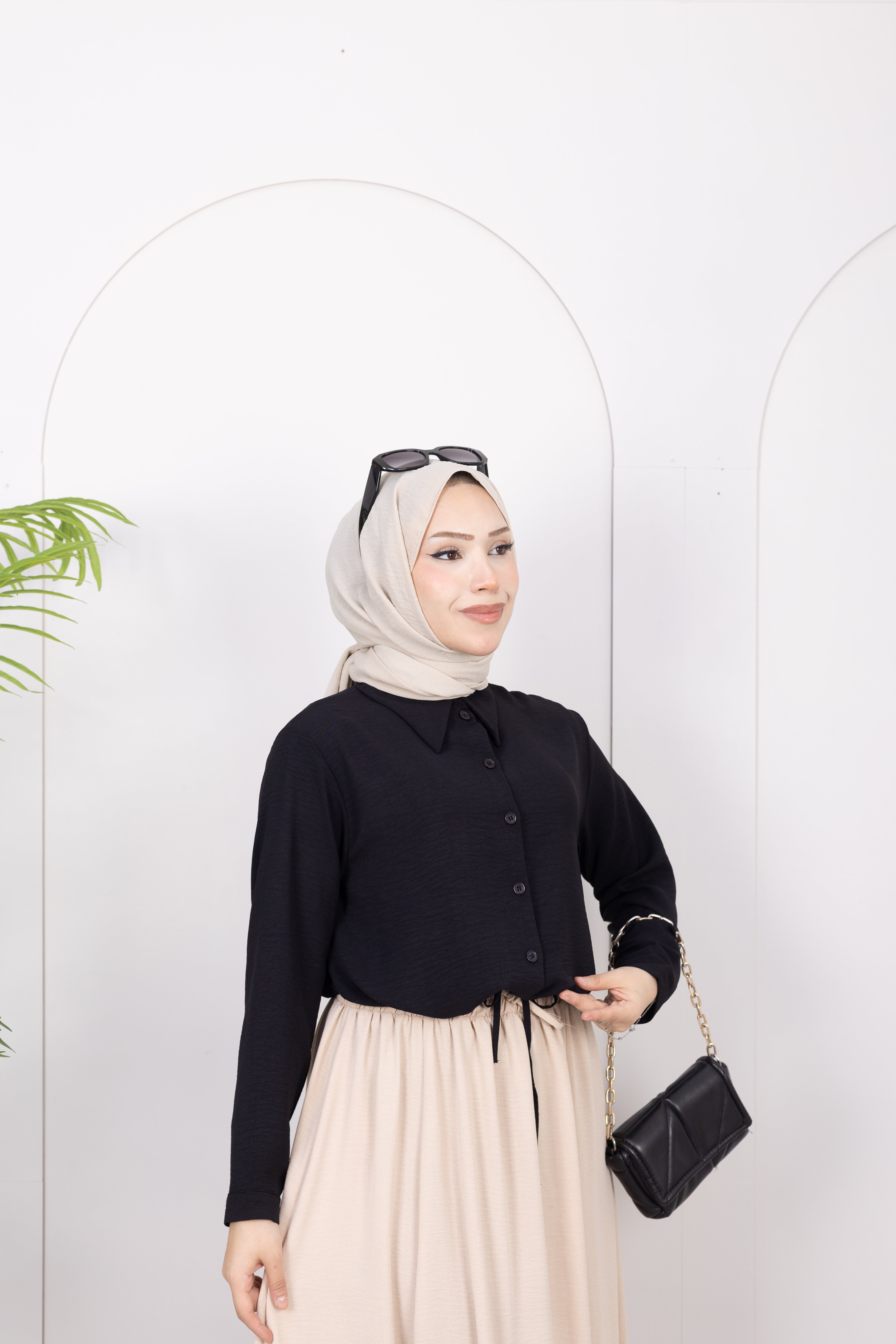 Zerafet Serisi Hakim Yaka Gömlek & Etek Kombin