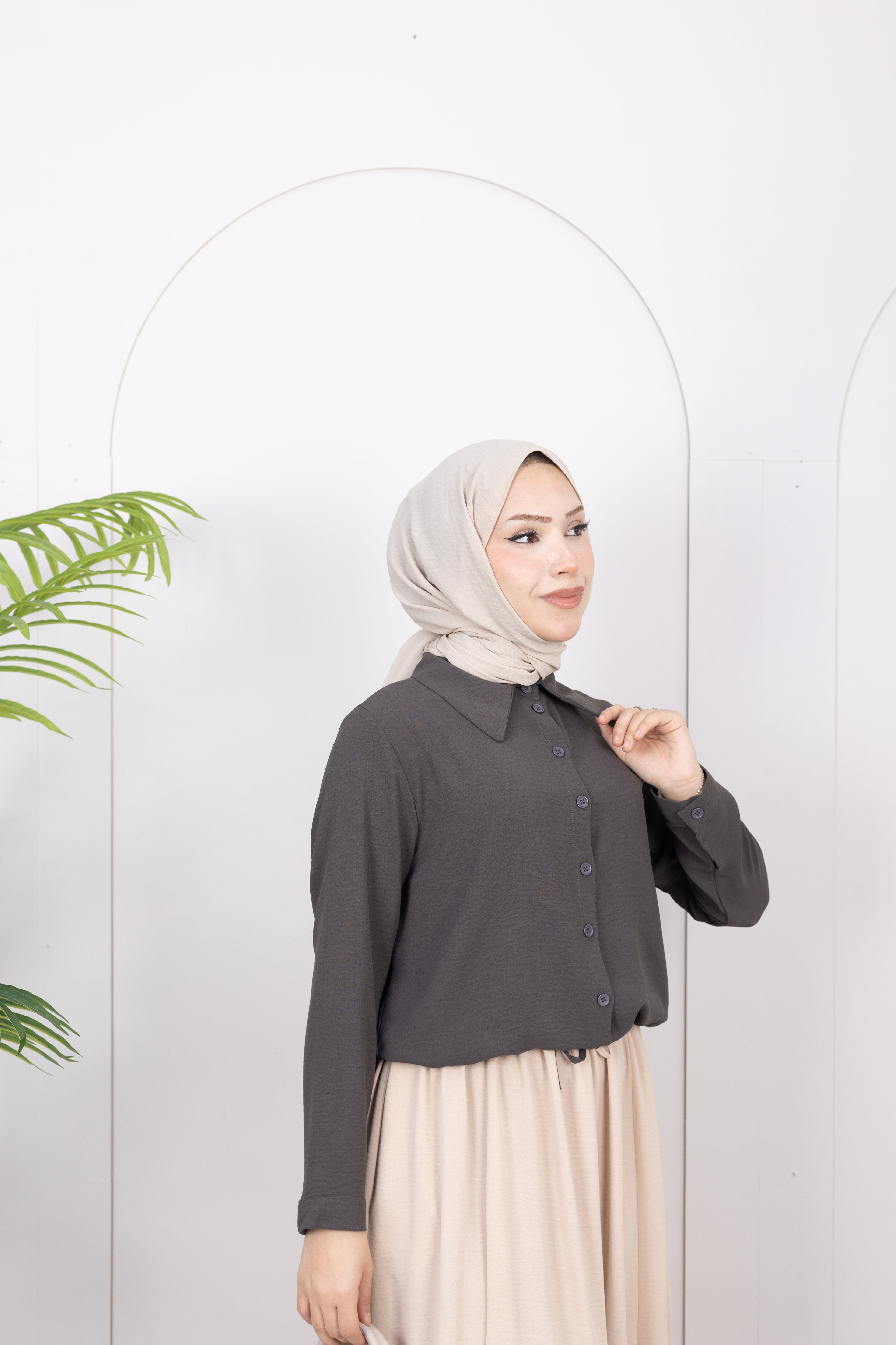 Zerafet Serisi Hakim Yaka Gömlek & Etek Kombin