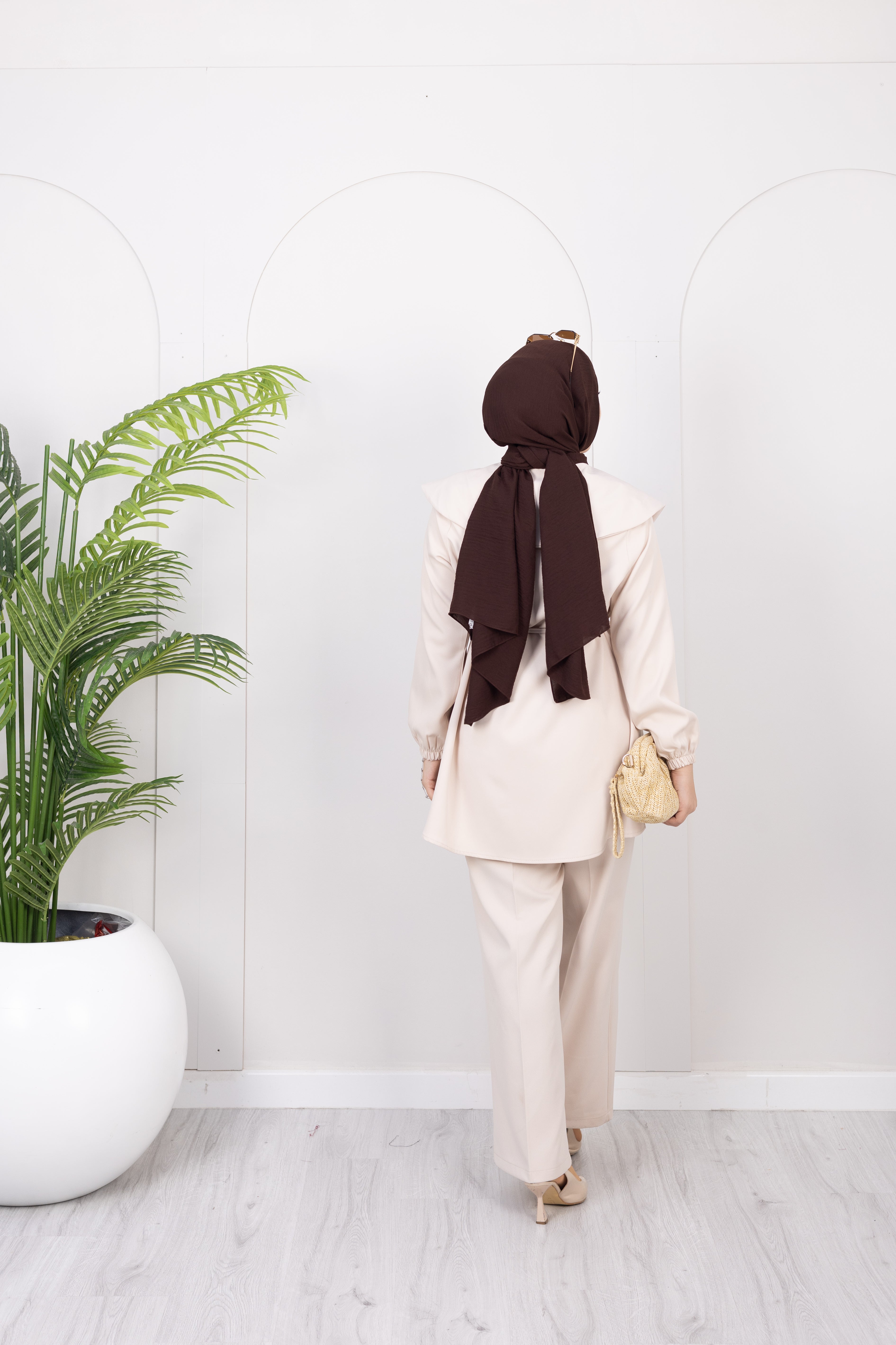 Retro Yaka Modern Takım