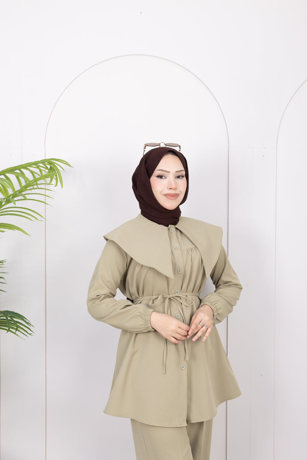 Retro Yaka Modern Takım