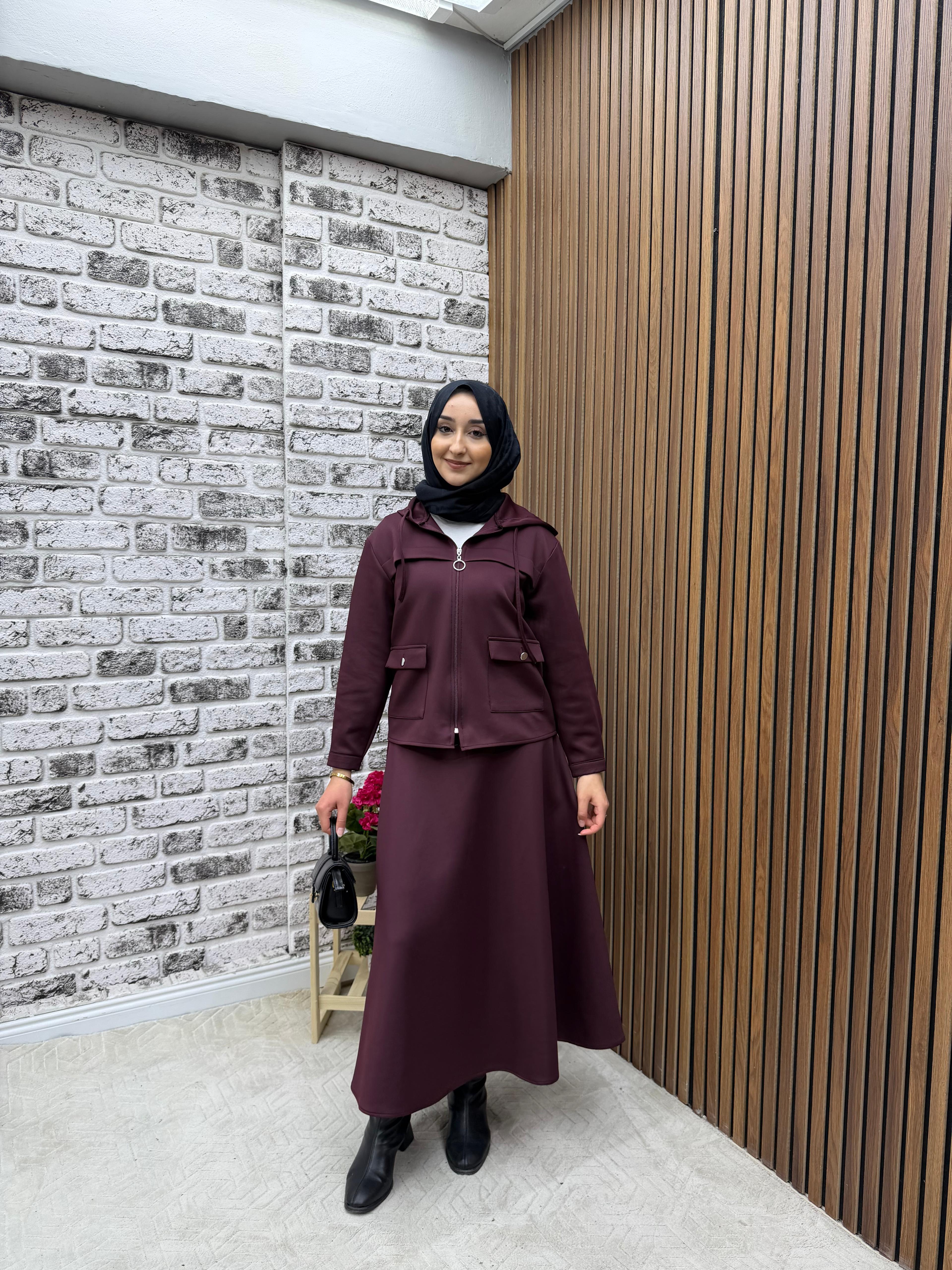 AÇELYA CEP VE  KAPÜŞON DETAYLI SCUBA KUMAŞ KADIN  ETEKLİ TAKIM-remabutik