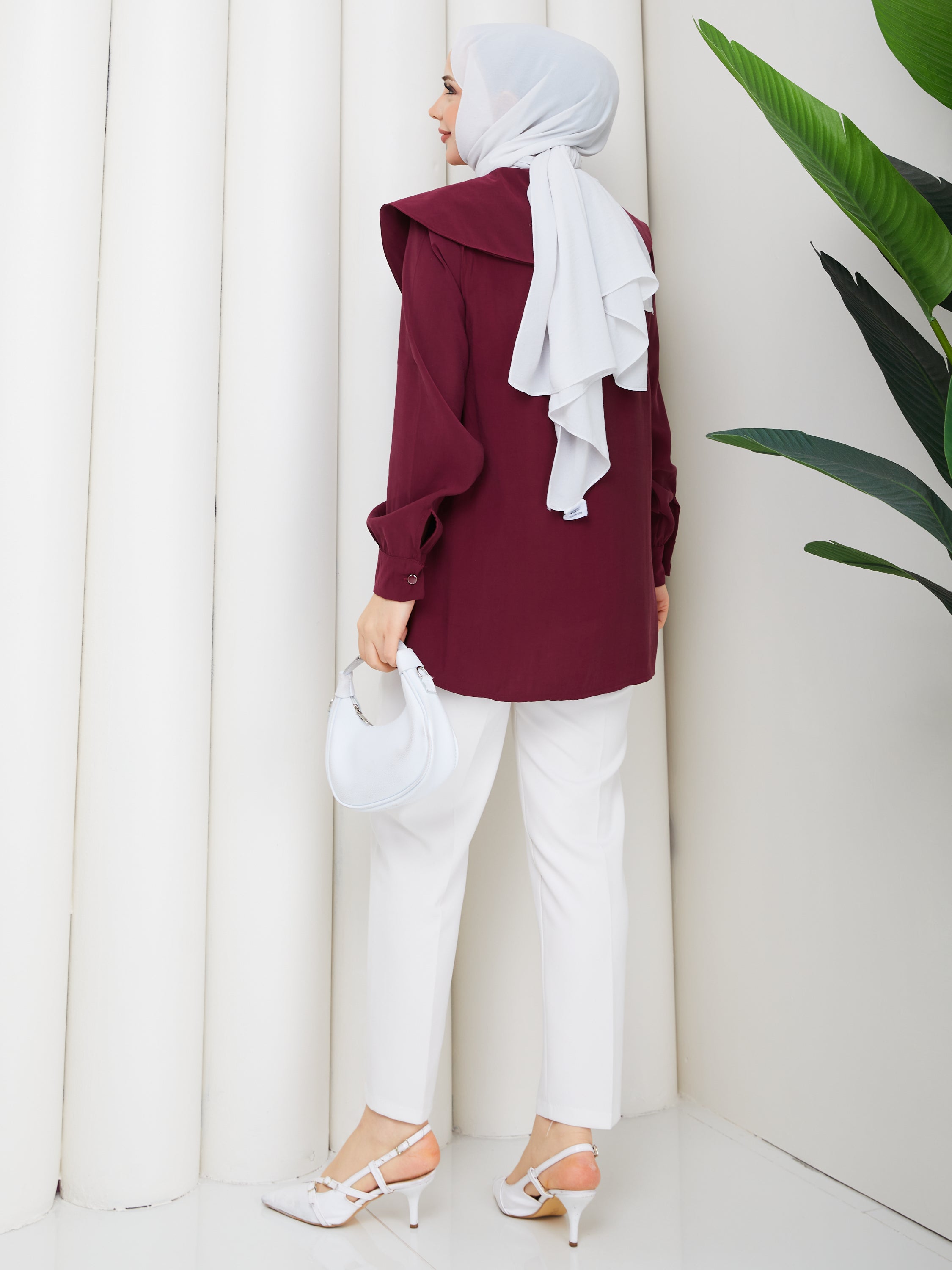 VİOLA BÜYÜK YAKA GÖMLEK