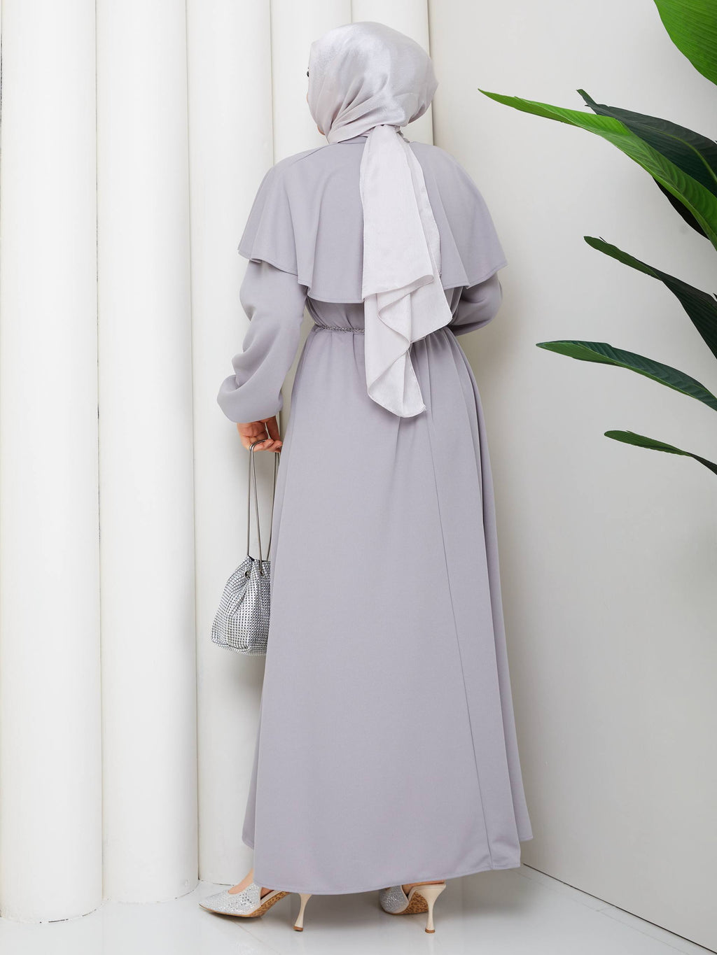 KRİSTAL KEMER VE TAŞ DÜĞME DETAYLI BOLERO PELERİNLİ  KREP ELBİSE-remabutik