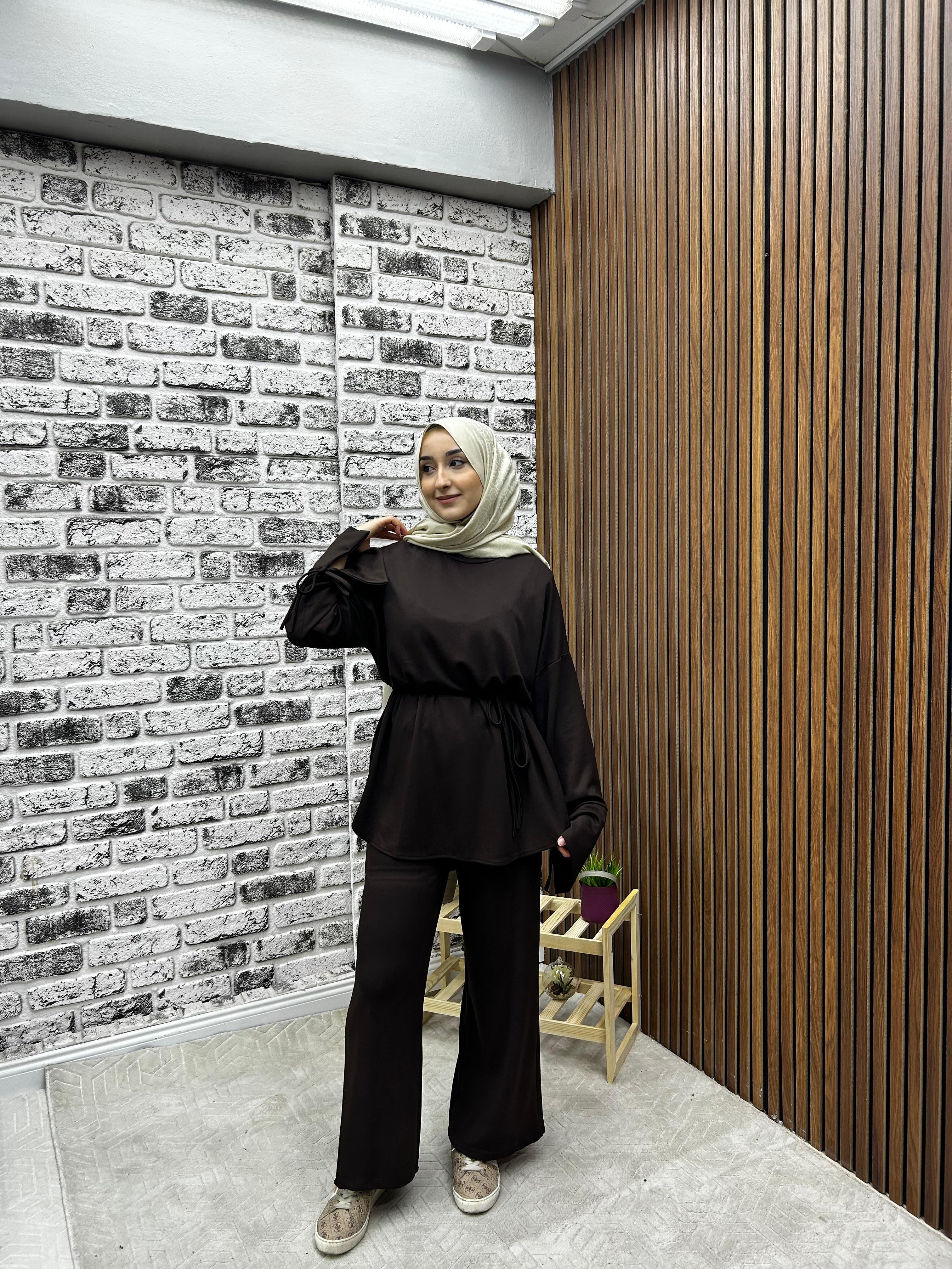 MEVSİMLİK OYŞHO KUMAŞ  MANŞET VE BEL BİRİT DETAYLI KADIN  PANTOLONLU  İKİLİ TAKIM-remabutik