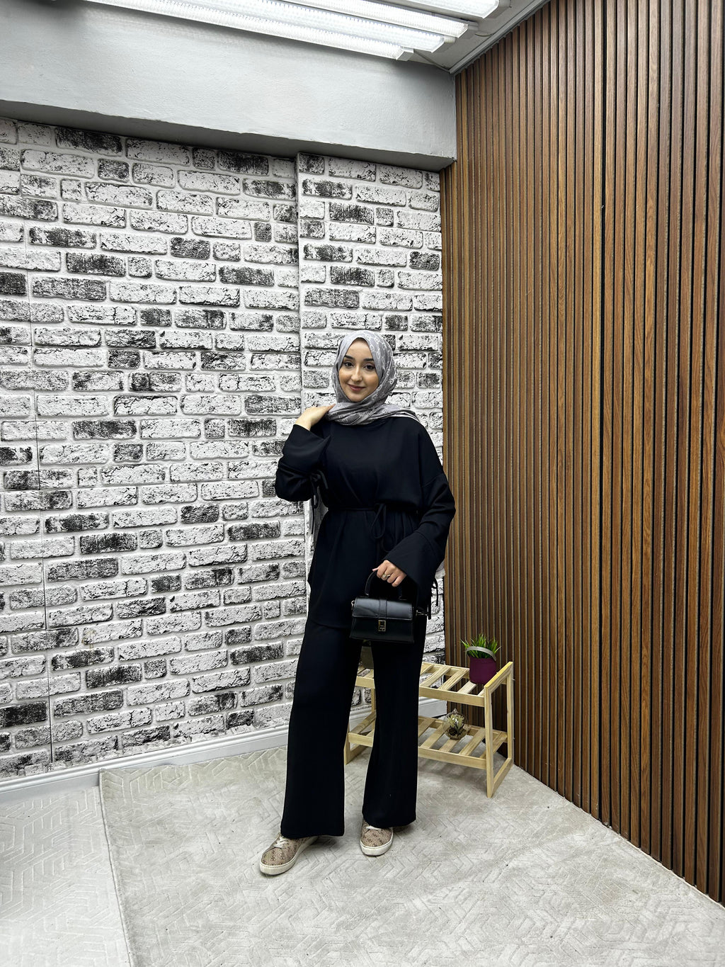 MEVSİMLİK OYŞHO KUMAŞ  MANŞET VE BEL BİRİT DETAYLI KADIN  PANTOLONLU  İKİLİ TAKIM-remabutik