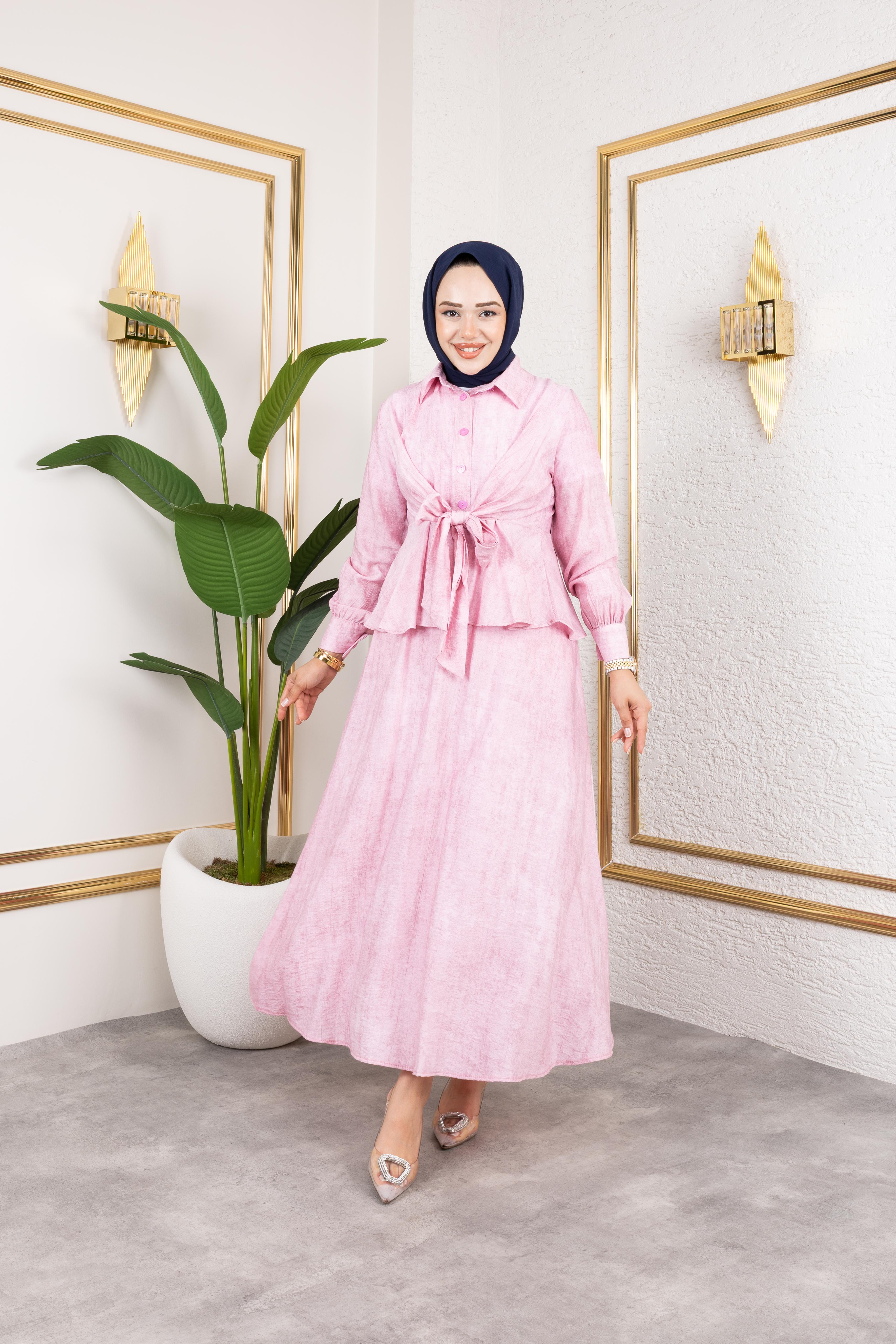 Sabit Kuşak Detaylı Çilek Kumaş Elbise - Rema Butik