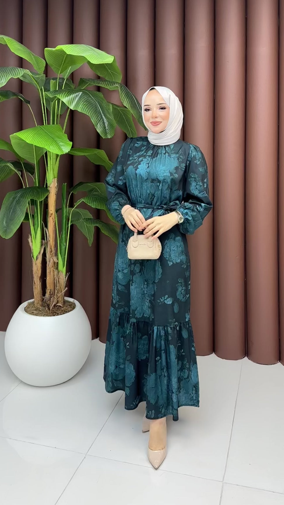 Desenli Jesika Kumaş Kuşaklı Uzun Elbise