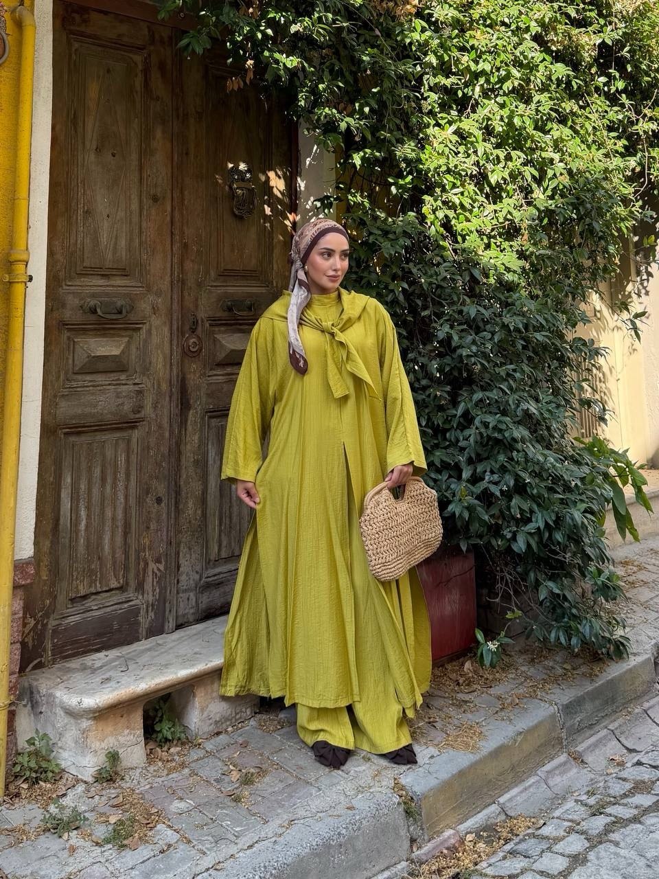 KADIN ÇİLEK KUMAŞ OVERSİZE KESİM ŞAL ABAYA PANTOLON 3'LÜ TAKIM